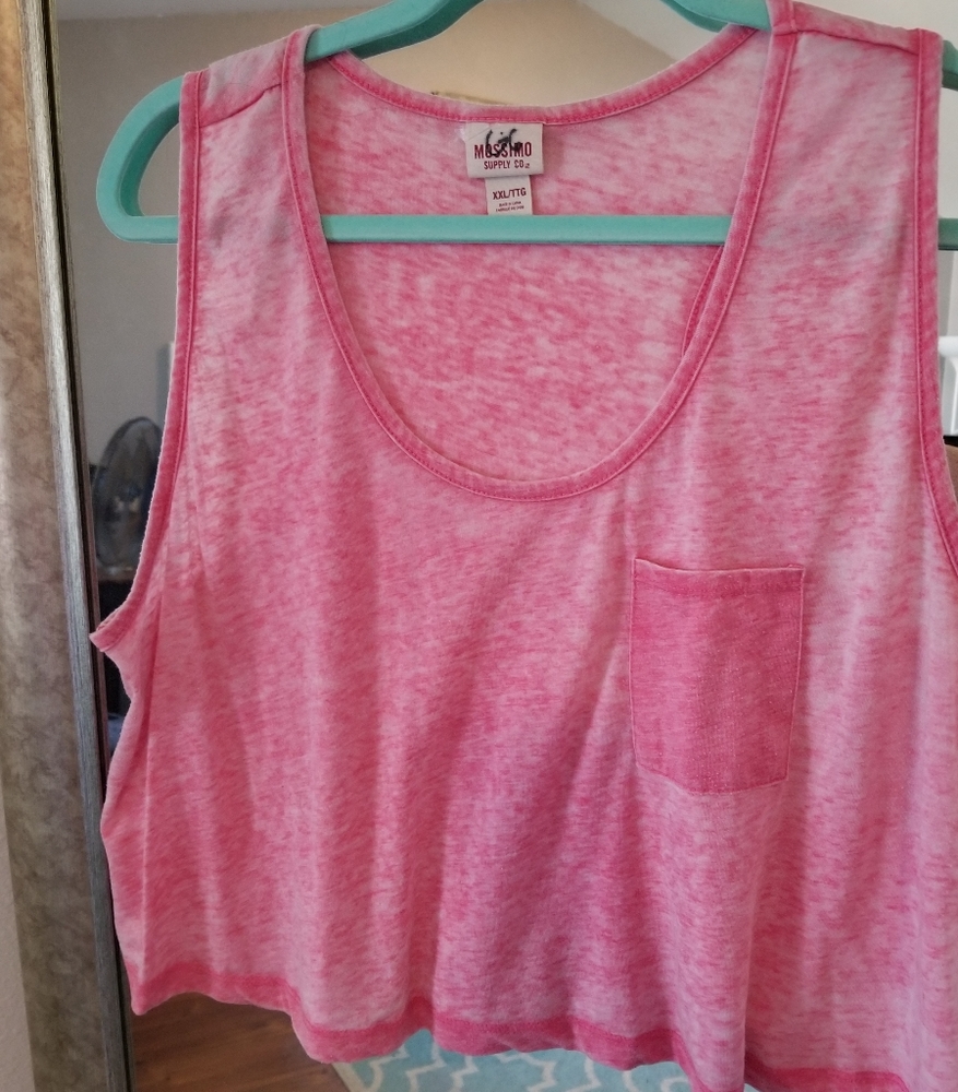 Plus size crop tank